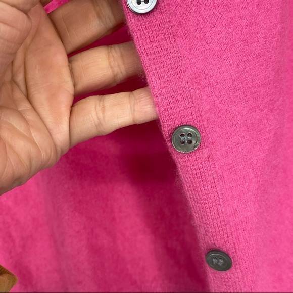 Garnet Hill classic pink cashmere sweater cardigan Small - Picture 2 of 5